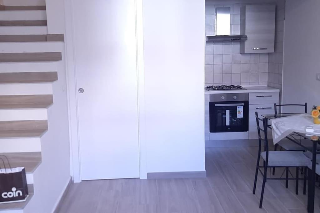 Via Godimondo Sassari Luaran gambar